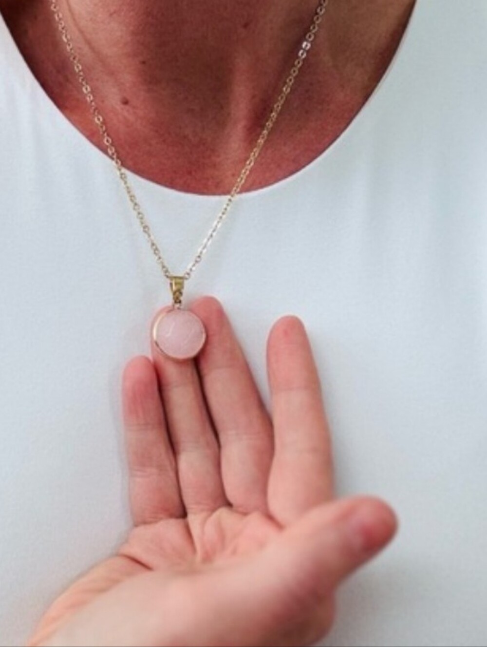 Sanctuary Project Rose Serenity Necklace NWT Gold Tone Rose Quartz Pendant